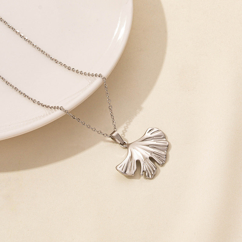 Leaves Pendant Necklace [304 Stainless Steel,18K Gold Plated]