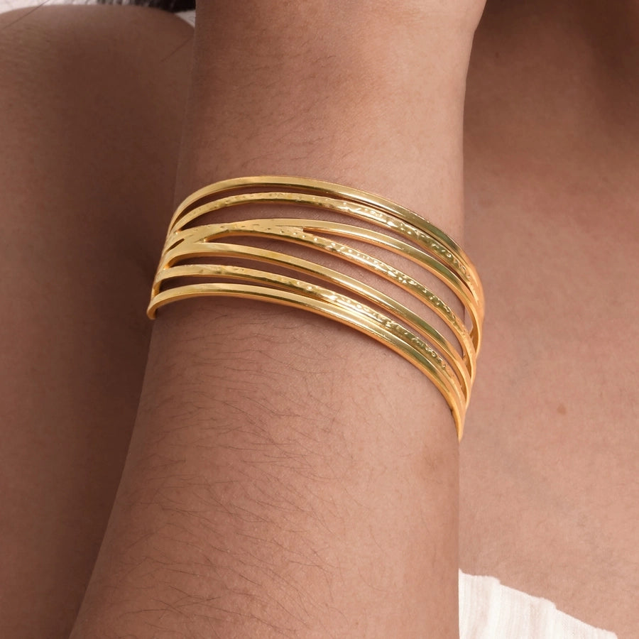 Brazalete de brazalete de forma C [304 acero inoxidable de oro de 18k chapado]