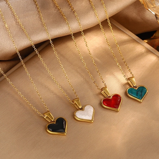 Collana a forma del cuore [acciaio inossidabile 304, oro 18K placcato]