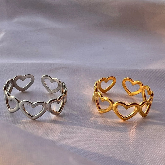 Anello a cuore cavo [acciaio inossidabile 304, oro 18K placcato]